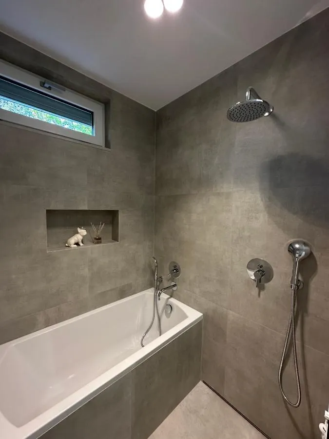 Appartement Zolifornia à Varsovie